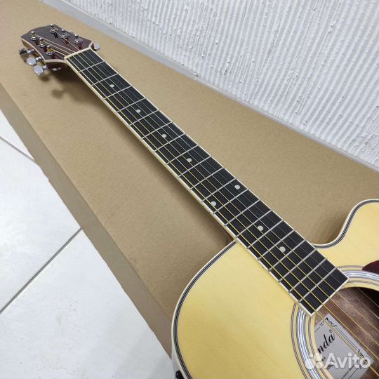 Электроакустическая гитара Naranda (ель)