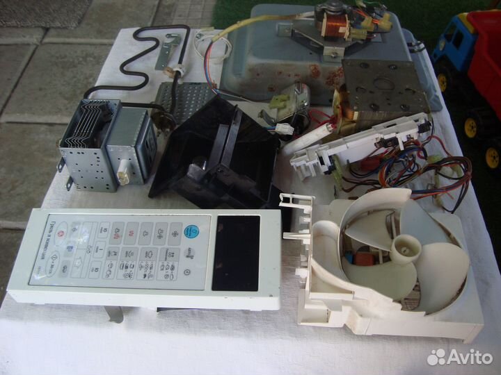 Запчасти на микроволновые печи