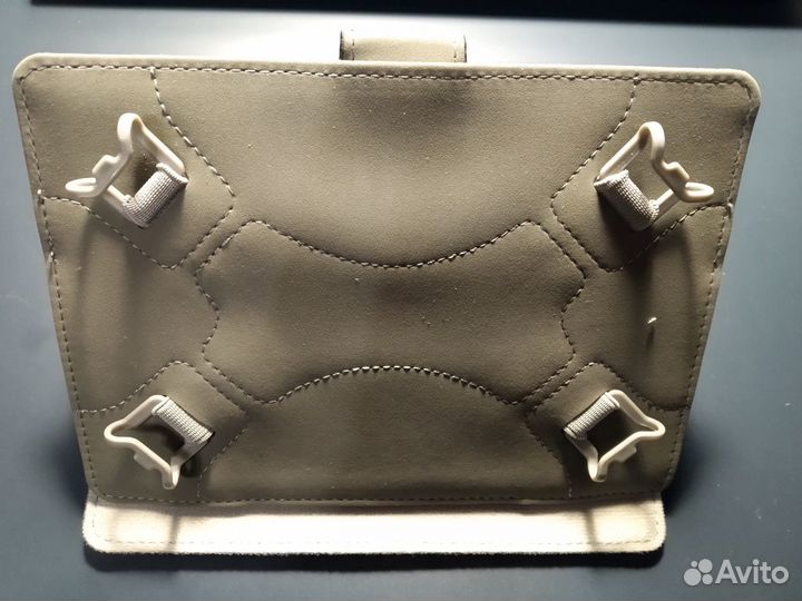 Универсальный чехол для планшета 8