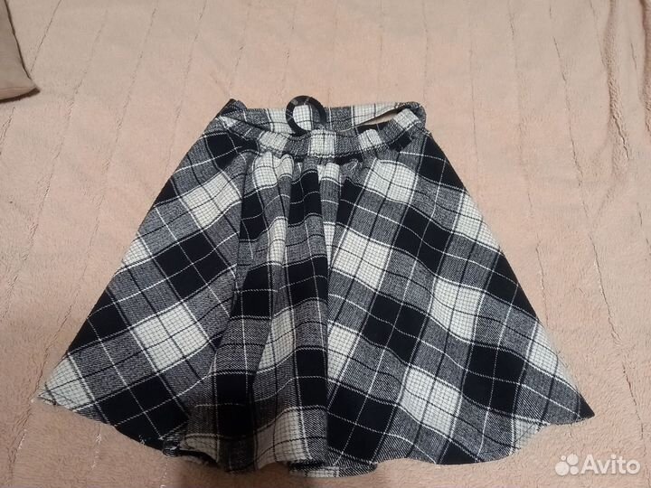 Брюки, свитер, юбка