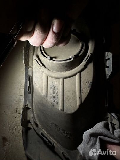 Рамка заглушка бампера renault