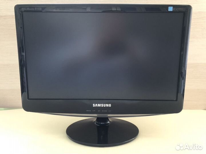 Монитор самсунг в отличном состоянии
