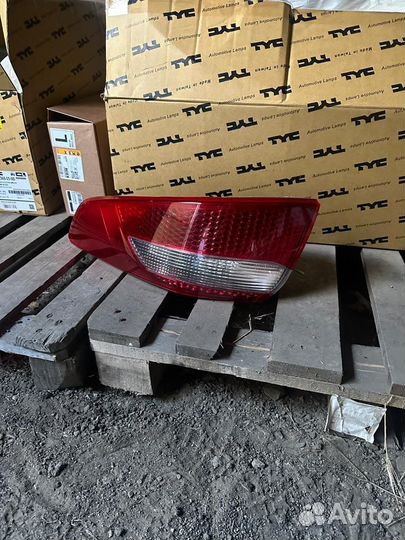 Задний фонарь kia rio 3