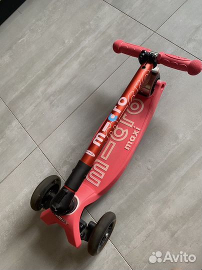 Самокат maxi Micro deluxe led