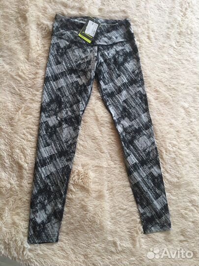 Костюм для спорта женский