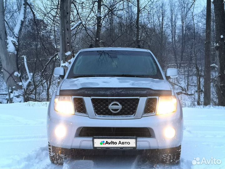 Nissan Pathfinder 2.5 МТ, 2011, 289 000 км