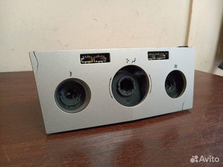 Блок управления отопителем Opel Astra H