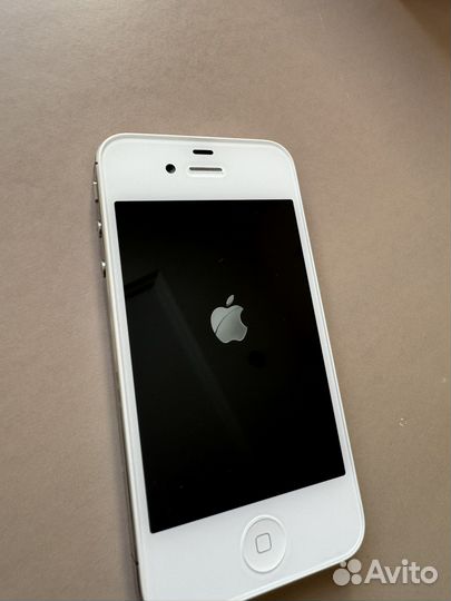 iPhone 4S, 16 ГБ
