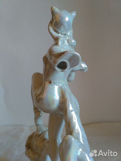 Статуэтки Фарфоровые под реставрацию.Касли