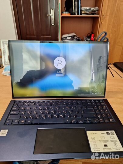 Ультрабук asus Zenbook UX534FTC