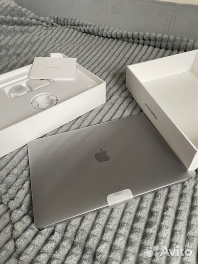 Apple macbook air 13 m1