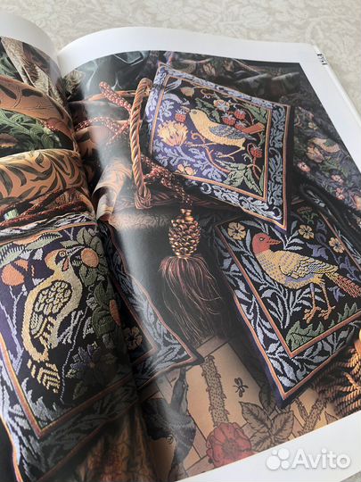 William Morrrs книга по вышивке