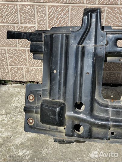 Усилитель бампера переднего Opel Antara