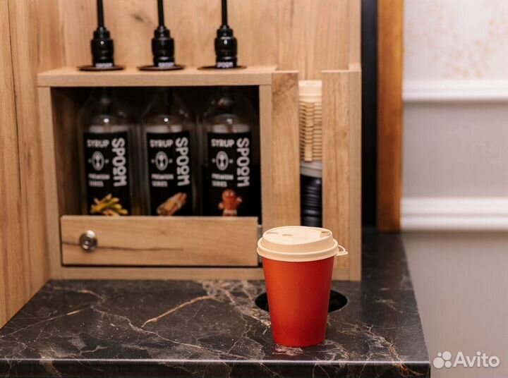 Стойка под кофейню самообслуживания