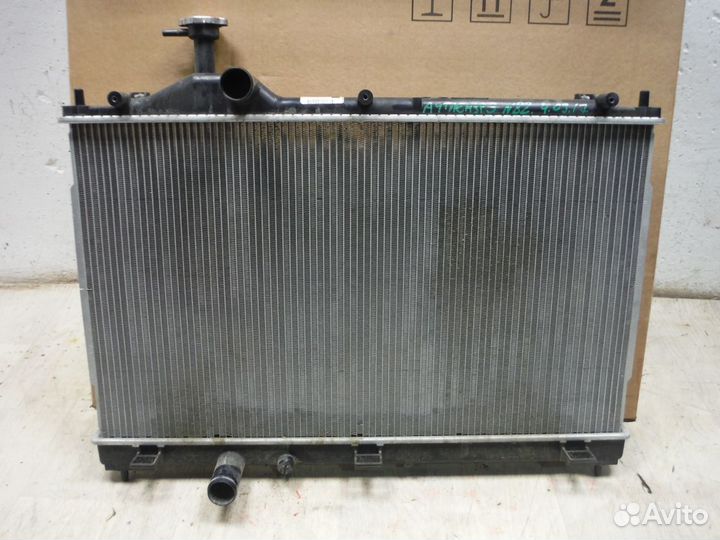 Радиатор охлаждения Mitsubishi Outlander 3 2014