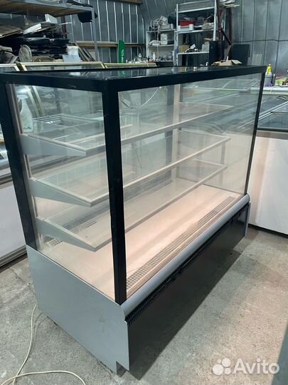 Кондитерская витрина Carboma 130см