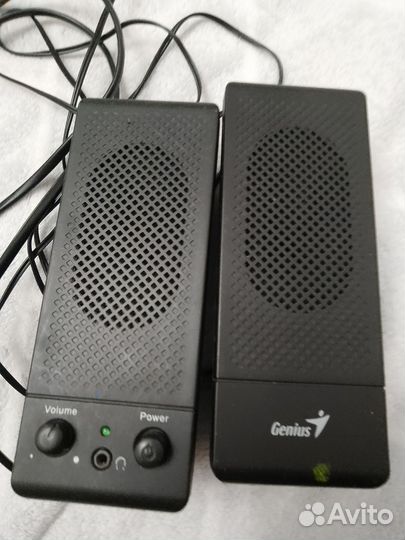 Компьютерные колонки Genius SP-S110