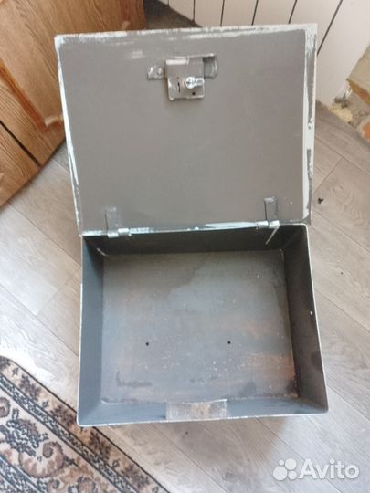 Ящик металлический