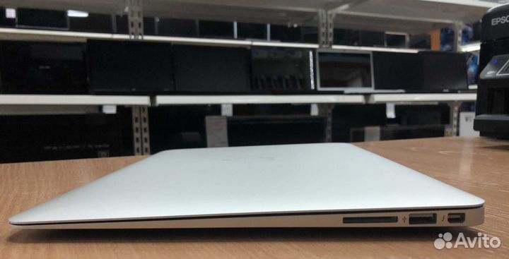 AppleBook Air 2017/i5/8GB/Intel Hd/128GB SSD/13.3