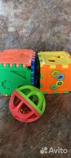 Развивающие игрушки