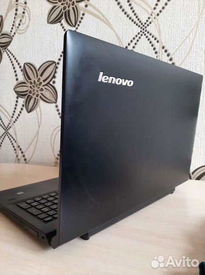 Ноутбук Lenovo