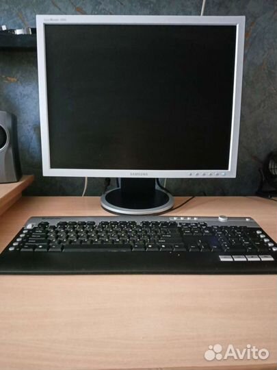 Монитор для компьютера Samsung