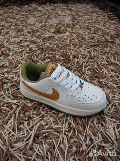 Кроссовки с 36-41