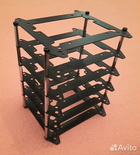 Стойка для жестких дисков HDD SSD 3.5 и 2.5