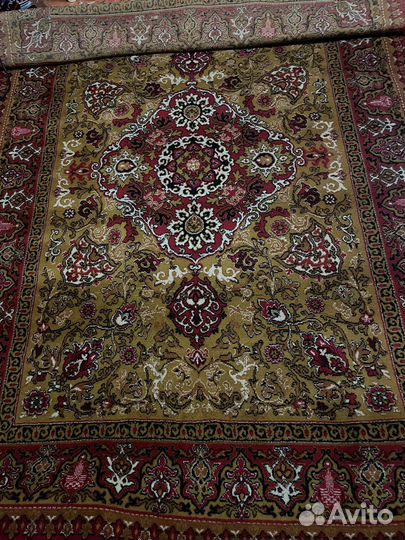 Ковер шерстяной с олимпийской символикой