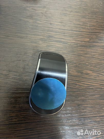 Магнитный держатель для телефона