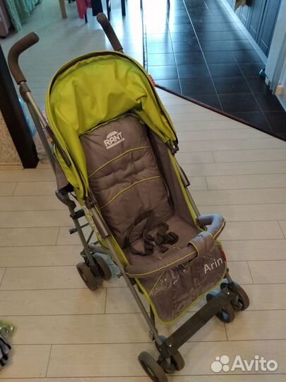 Продам прогулочную коляску