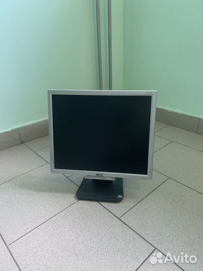Монитор acer