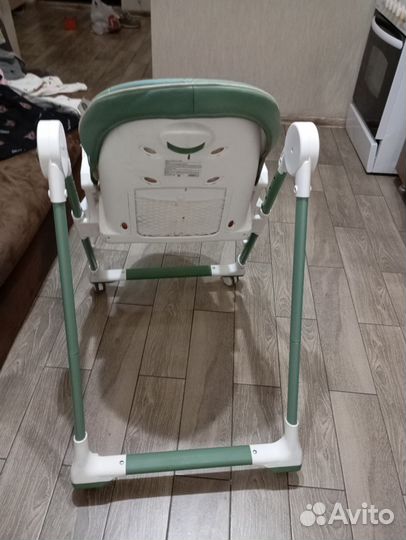 Детский стульчик для кормления