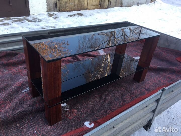 Столик под тв или журнальный