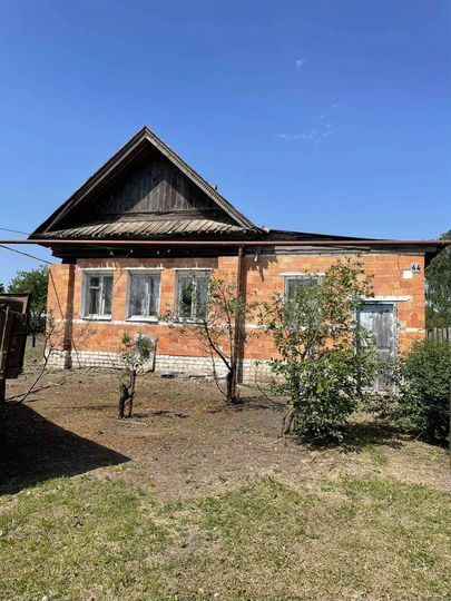 Дом 26,7 м² на участке 5,5 сот.