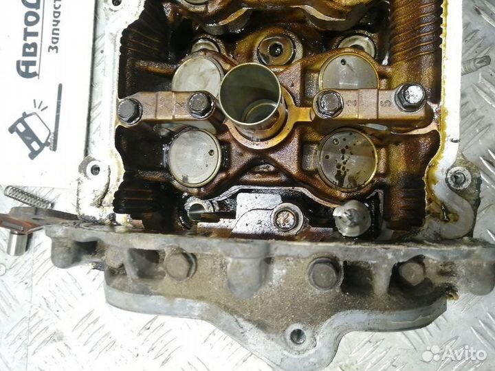 Головка блока цилиндров задняя VQ20DE, VQ30DE