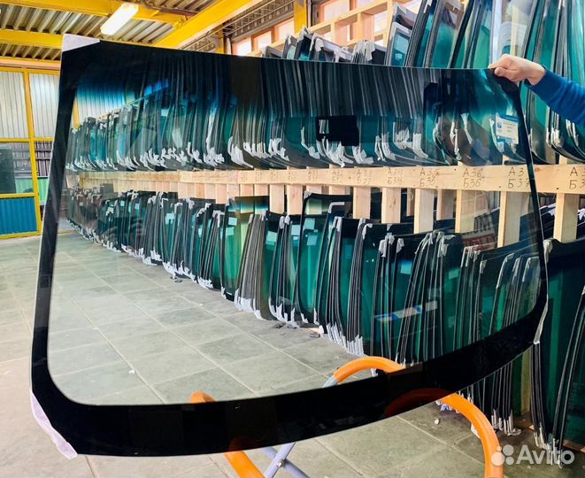 Лобовое стекло Тойота Рав4 40 (2013-2018)