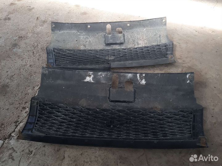 Решетка радиатора УАЗ Патриот