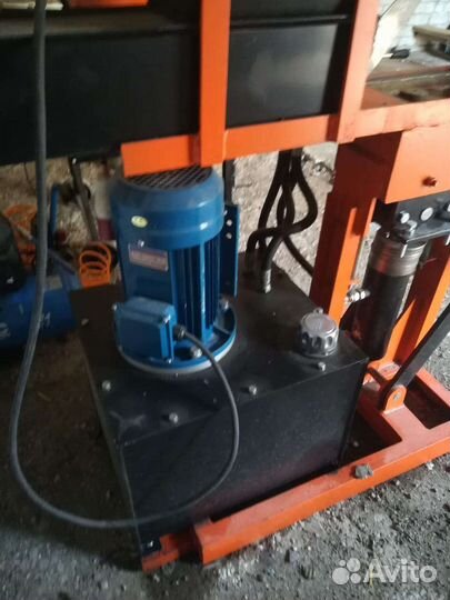 Станок для лего кирпича