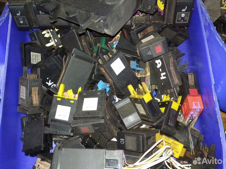 Кнопки панели Ауди А6 С4