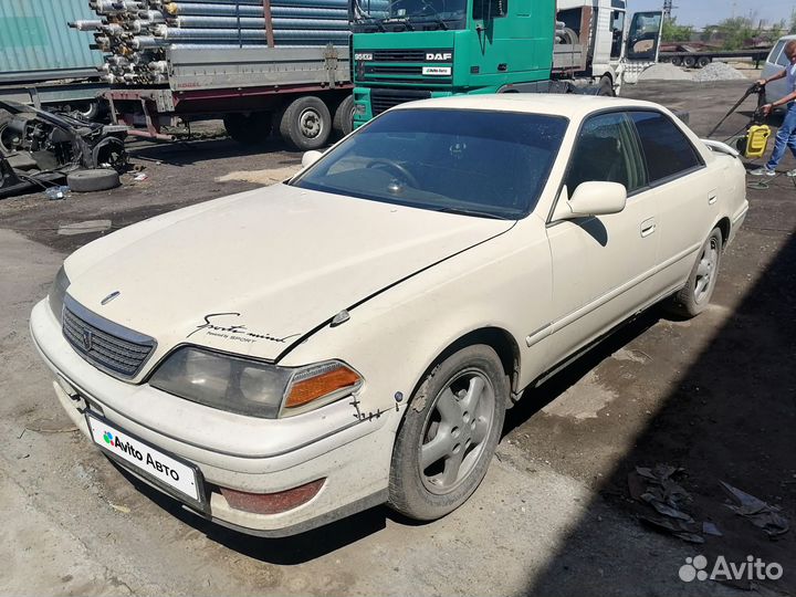 Toyota Mark II 2.0 AT, 1986, битый, 476 856 км