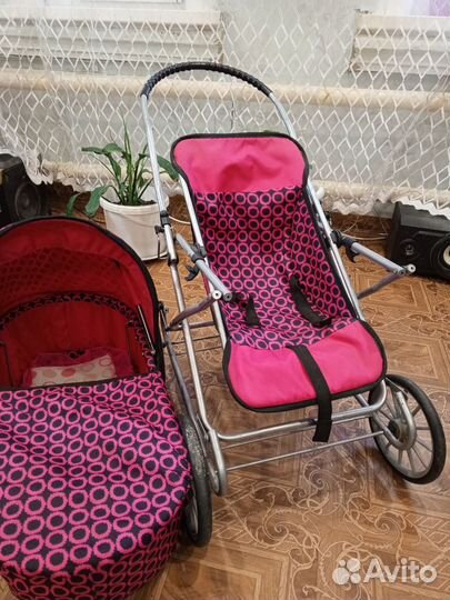 Игрушечная коляска