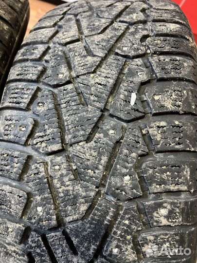 Pirelli Ice Zero 215/50 R17 95T