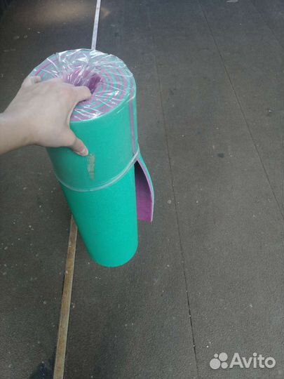 Коврик для йоги и фитнеса