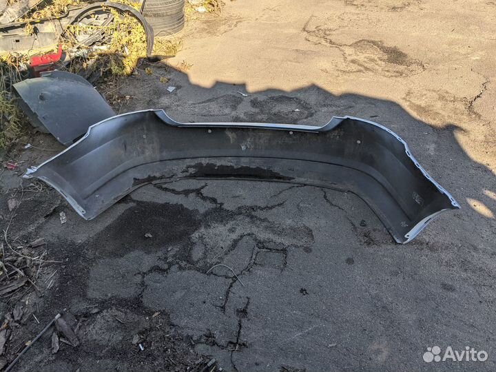 Бампер задний Volkswagen Polo