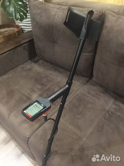 Металлоискатель Quest X10 Pro