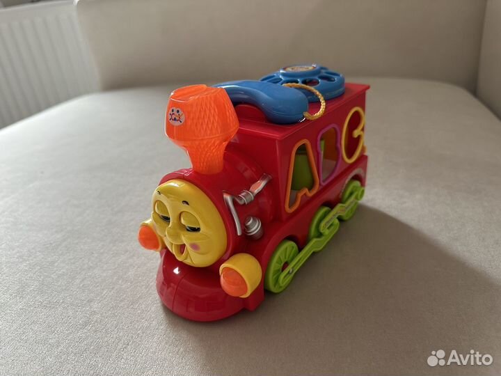 Паровозик - занимающая игрушка