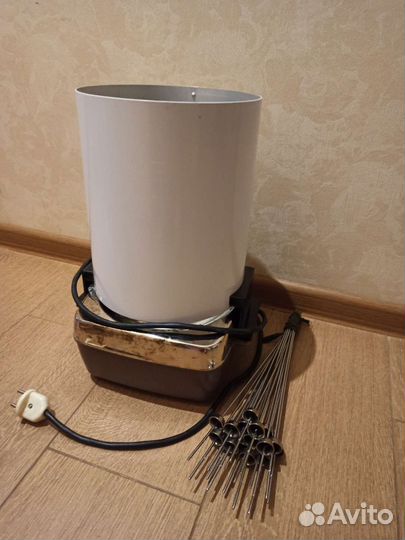 Электрическая шашлычница