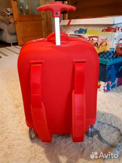 Чемодан-рюкзак детский в хорошем состоянии
