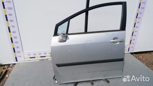 Дверь передняя левая toyota corolla verso 2 (99O18